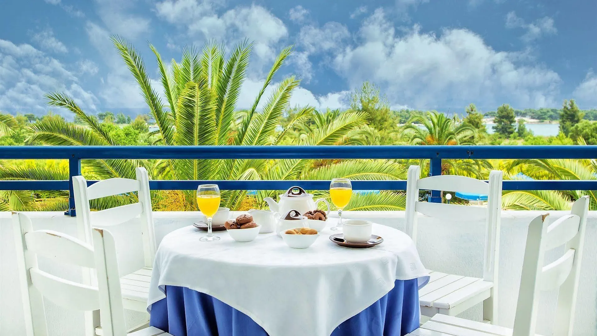 Xenios Port Marina Hotel Pefkochori