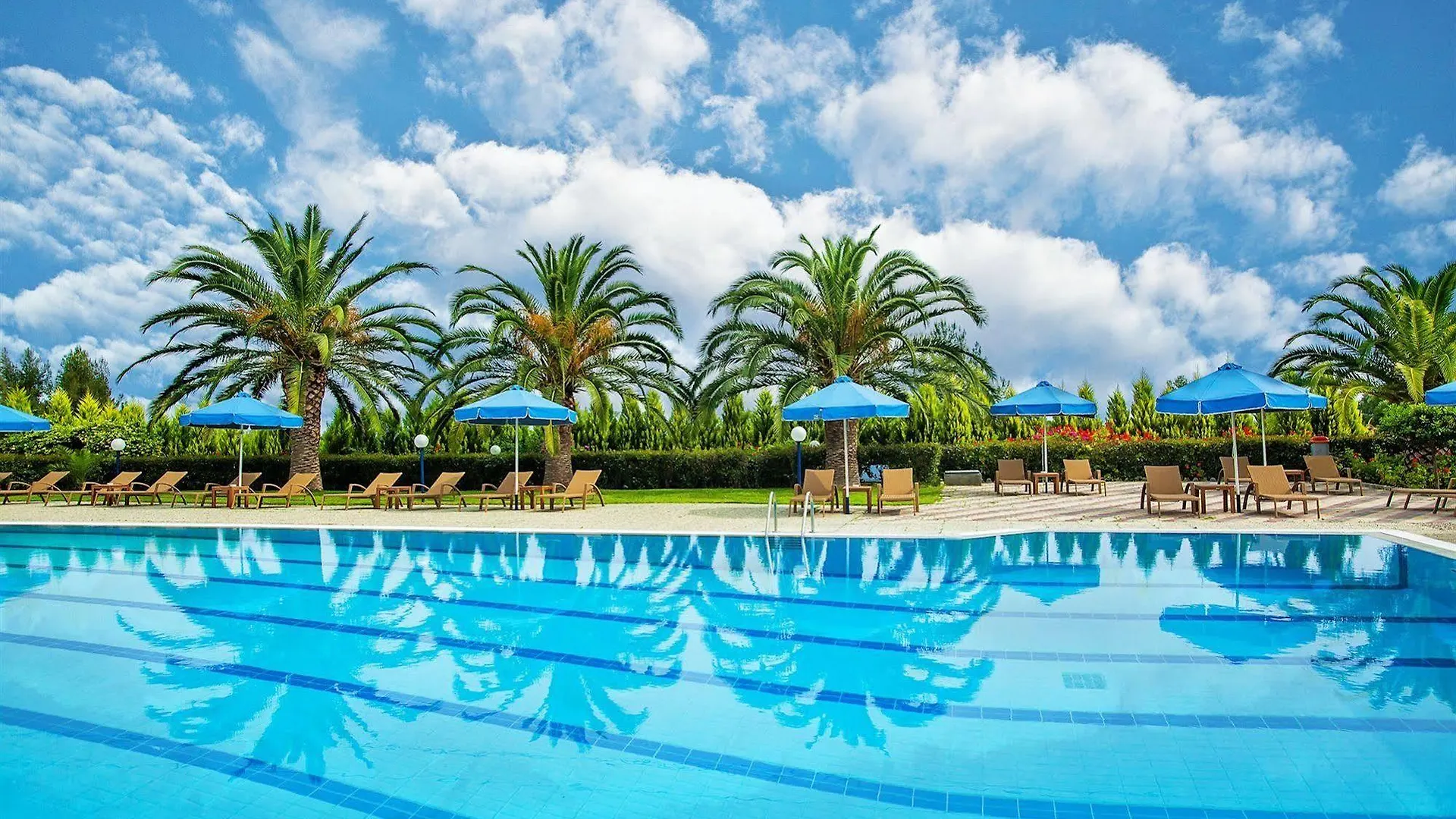 Xenios Port Marina Hotel Pefkochori