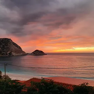 Petani Beachside Вовикес